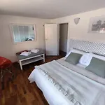 Casa Piazza Santa Lucia Апартаменты *
